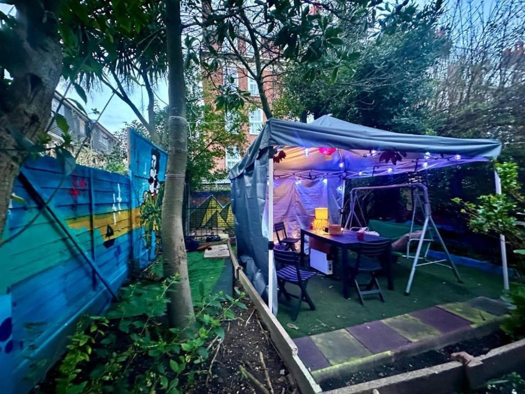 Whitechapel Lindley House R2 Hotell London Exteriör bild